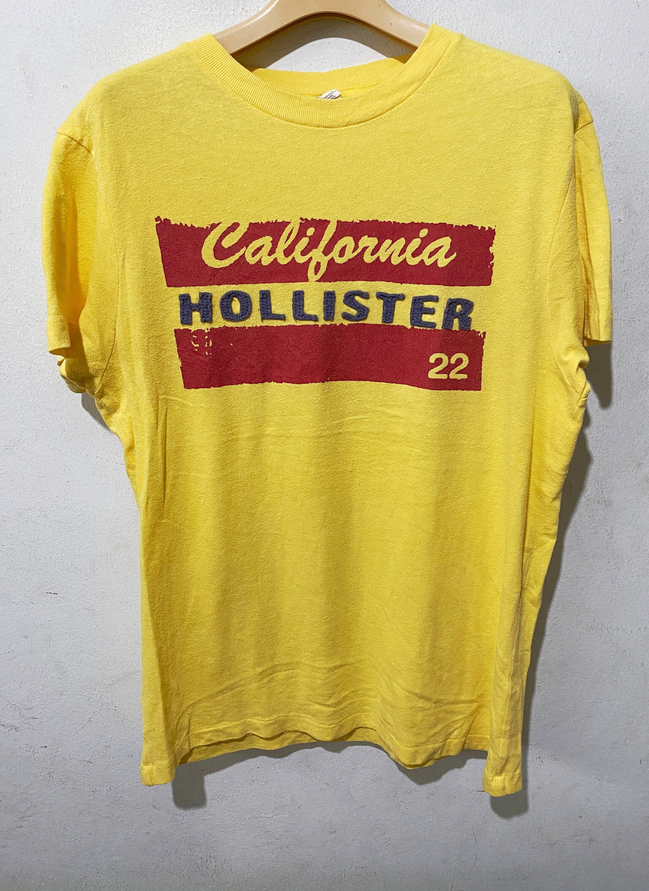 Vintage Hollister Shirt Size M 70s 80s Hollister California Surf Vintage Logo Tee Vintage Surf Tee Etsy