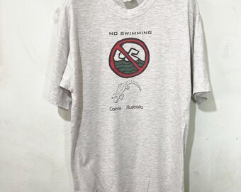 Vintage Australia No Swimming Crocodile T-Shirt Size S–M