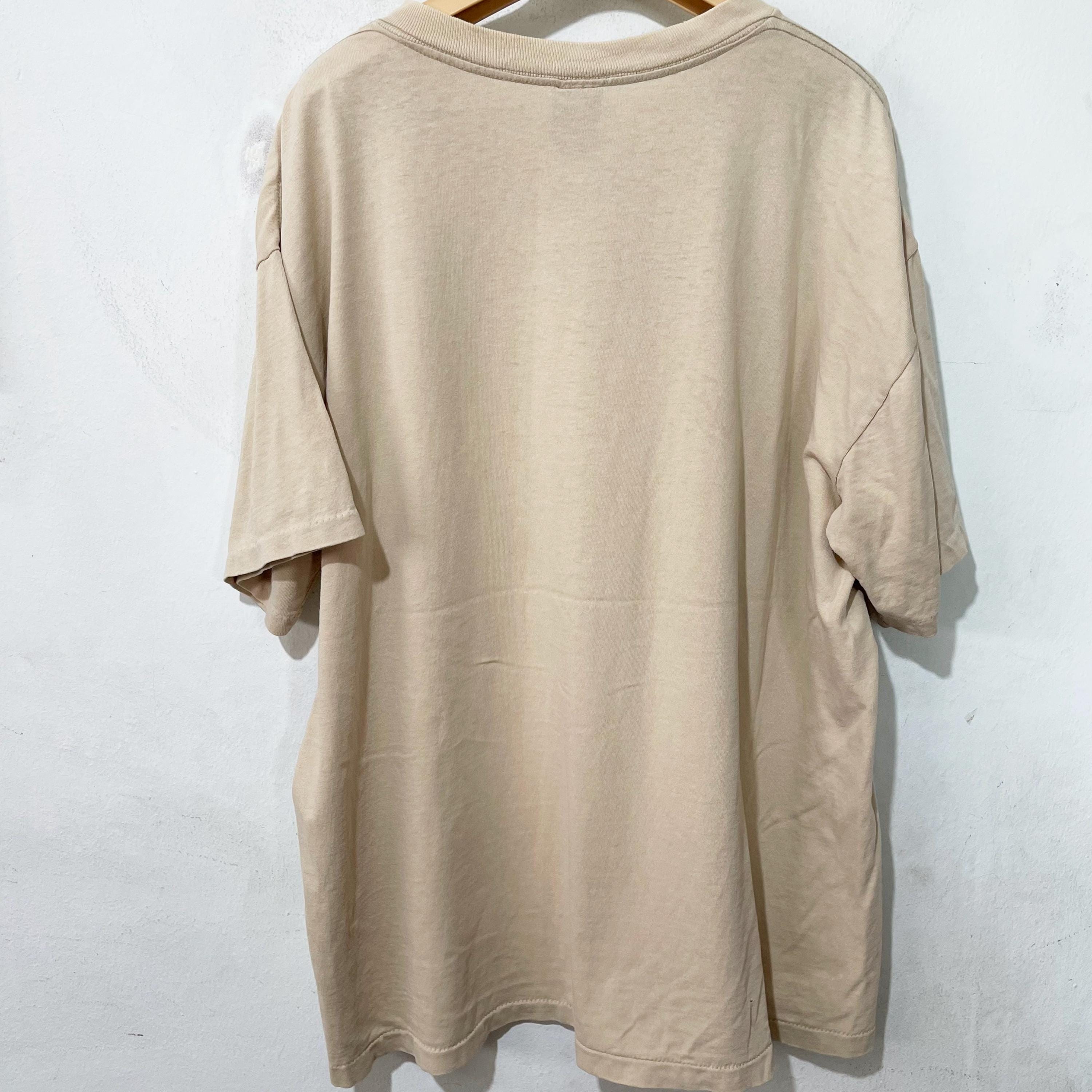 Vintage 90s Fashion Victim Courtney Davis T-shirt Graphic Tee Size