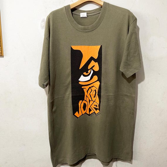 Vintage 90s No Joke Old Skate Design Surf T-Shirt Size L