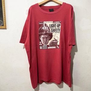 Camiseta vintage de marihuana de los 90, tallas XL-XXL. Camiseta vintage "Fumar solo en la seguridad de los amigos". Camiseta con eslogan vintage.