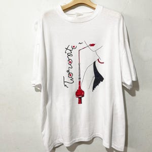Vintage 90s Toronto Shirt Size XL Vintage Canada Shirt, Vintage Souvenir Shirt, Vintage Travel Shirt, Women art Tee