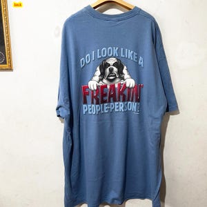 Camiseta vintage Big Dogs tamanho 3XL de 2003, camiseta vintage &quot;Eu pareço uma pessoa muito popular&quot;, camiseta vintage para cachorro, camiseta vintage para animal