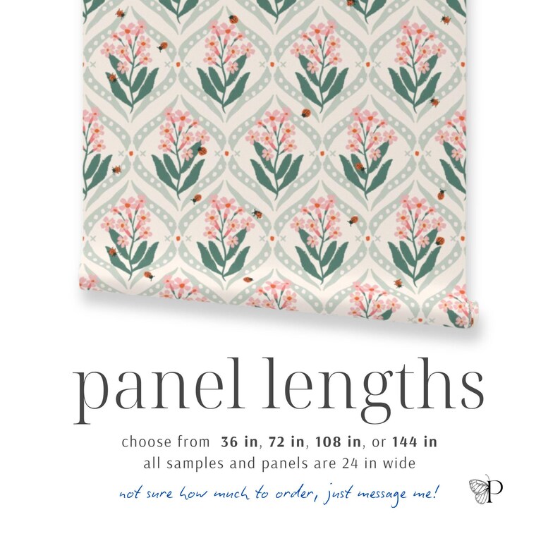 Pode incluir: Amostra de papel de parede com um padr&atilde;o floral repetido em rosa, verde e creme. O design apresenta flores estilizadas, joaninhas e uma treli&ccedil;a geom&eacute;trica. O texto diz "panel lengths" e as medidas em polegadas.