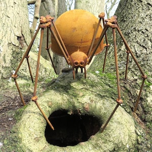 Large Rusty Metal Garden Spider