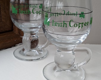 Set Di 2 Tazze In Vetro Per Caffè Irlandese: Bicchieri Con Piede E Manico, 260 Ml, Adatti A Microonde E Lavastoviglie, Ideali Per Caffè, Cioccolata Calda E Dessert
