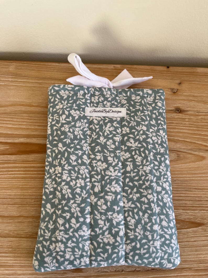 Quilted Kindle Paperwhite Sleeve | Padded E-Reader Cover with Bow | Fits Oasis & Basic | Bookish Gift Teal vines