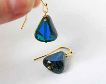 Blue earrings gold - Gift for girlfriend - Beach wedding - triangular earrings for her - Geometric jewelry for bridesmaids - Gift for women
