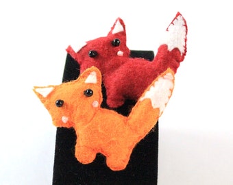 Red Fox Badge - Soft Felt Brooch - Orange Fox Pins - Animal Brooch - Adorable Pin - Cute Fox Gift - Forest Animals Miniature - Kawaii Cadeaux