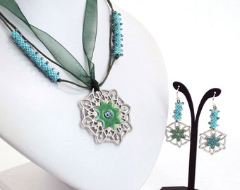 Snowflake Necklace - Green Earrings - Blue Jewelry - Simple Jewelry Set - Blue Flower Necklace - Winter Jewelry - Turquoise Pendant - Charm