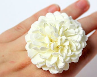 Big White Flower Ring Fluffy - Ivory Daisy Ring for Mother Daughter Gifts under 20 Summer Jewelry - Adjustable Ring Christmas Gift for Women