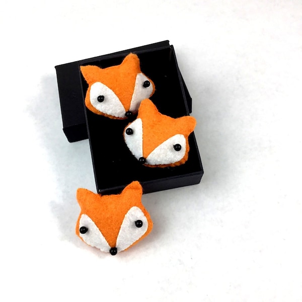 Red Fox Brooch - Orange Fox Face Accessory - Kids Pin - Backpack Brooch - Stuffed Animal Fox Pin - Soft Felt Brooch - Funny Gift For Friend