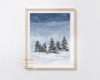 Pode incluir: Uma pintura em aquarela de uma cena de floresta nevada com cinco árvores verde-escuras e um céu azul com flocos de neve brancos. A pintura é emoldurada em uma moldura de madeira clara.