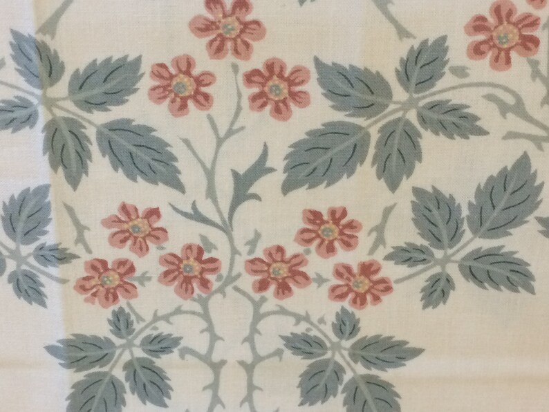 Makeup Case 7425\\2 Cushion Purse Bag William Morris Design Re-upholster -Pouch Vintage Sanderson Fabric Sampler BLACKBERRY