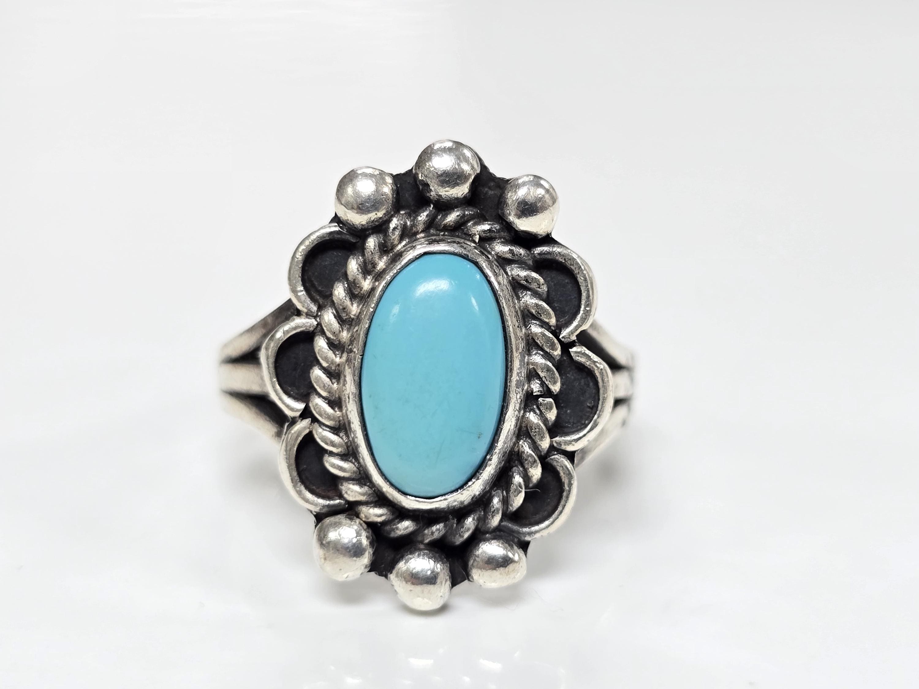 Vintage Sterling Silver Turquoise Southwestern Navajo Ring Size