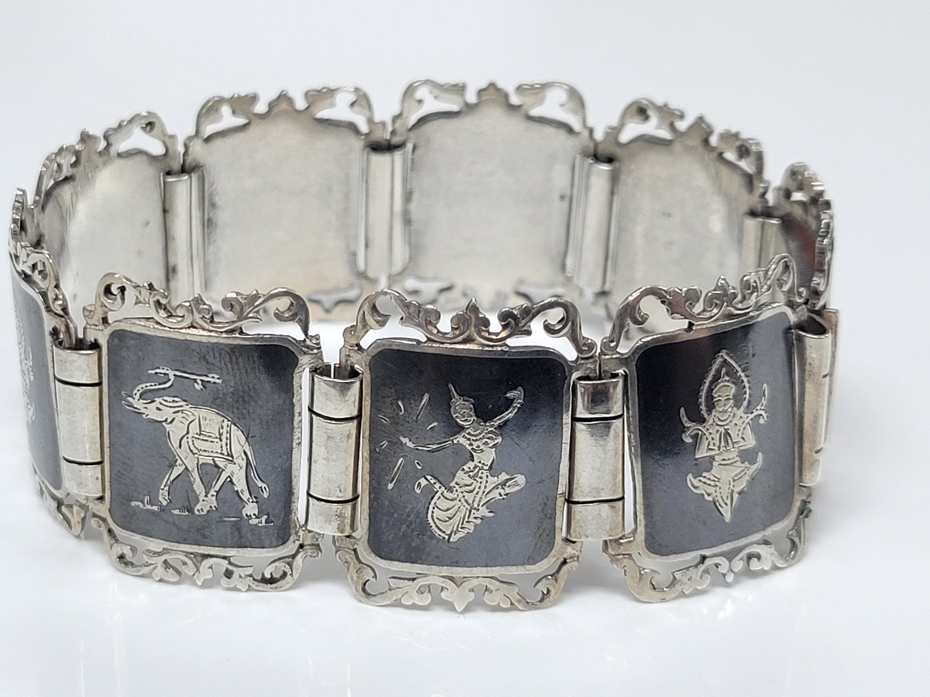 アンティーク雑貨 Siam sterling silver antique and rear Siam Sterling Silver Filigree Black Niello Thai Dancer Link