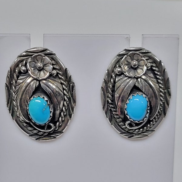 Navajo Sterling Silver Turquoise Floral Blossom Post Earrings (T04)