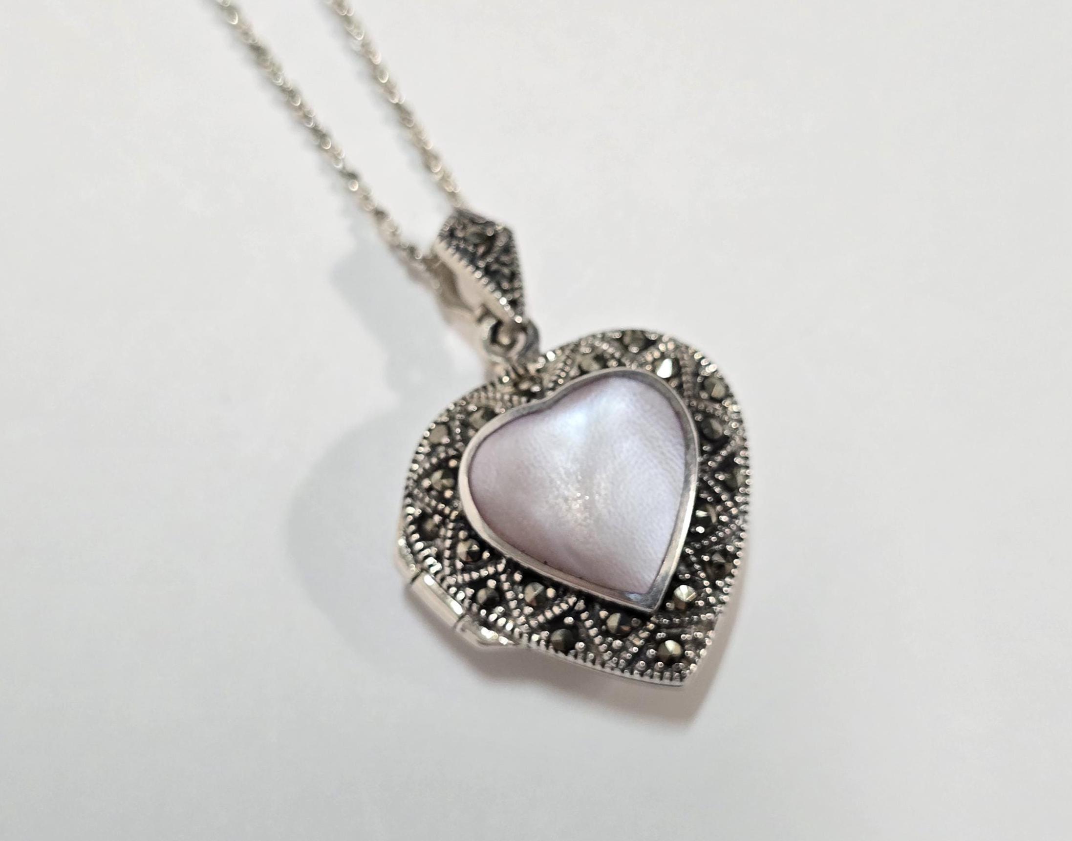 ヴィンテージ スターリングシルバー ハートロケット：マーカサイト