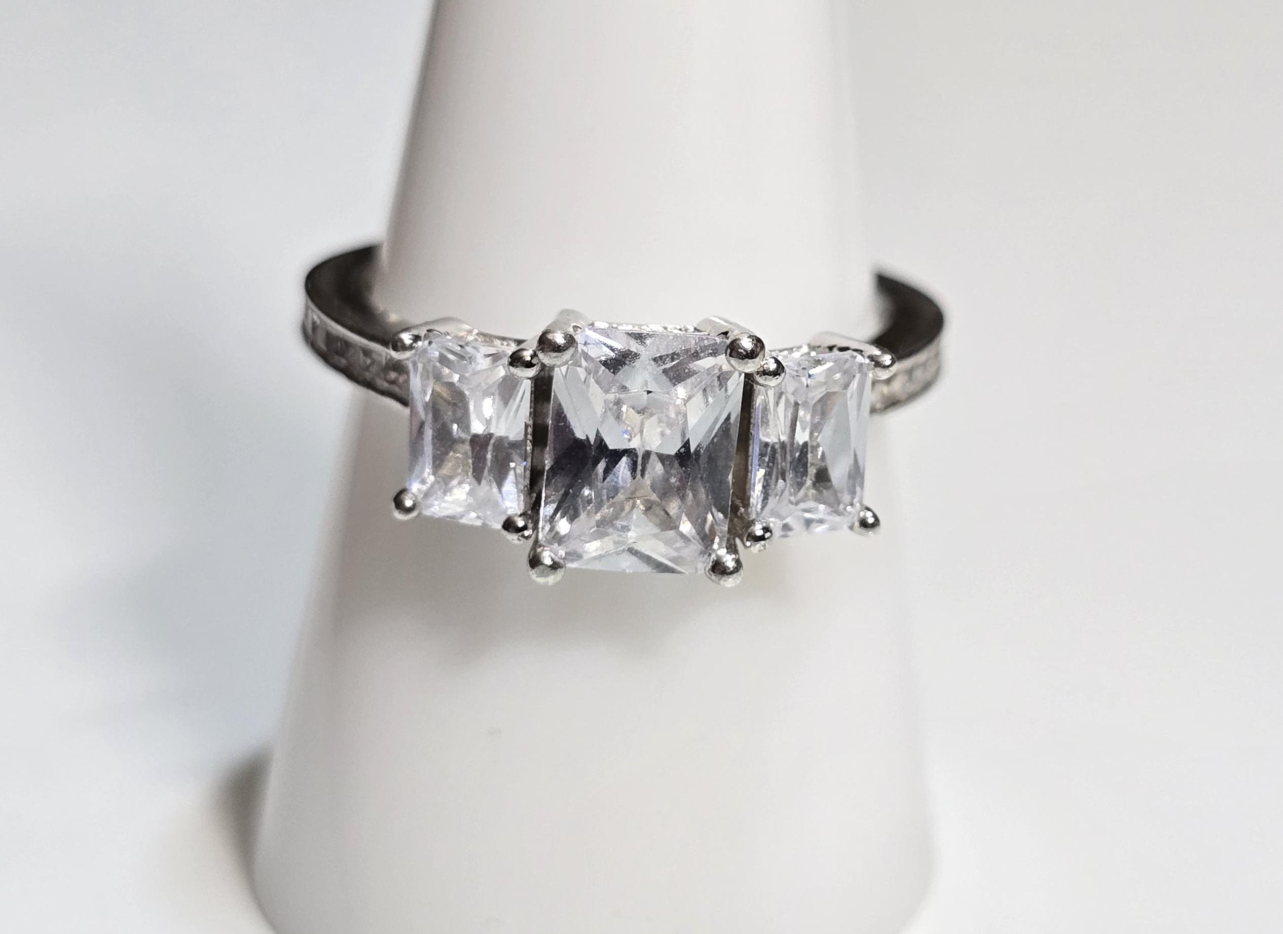 Jeulia Ring - Etsy