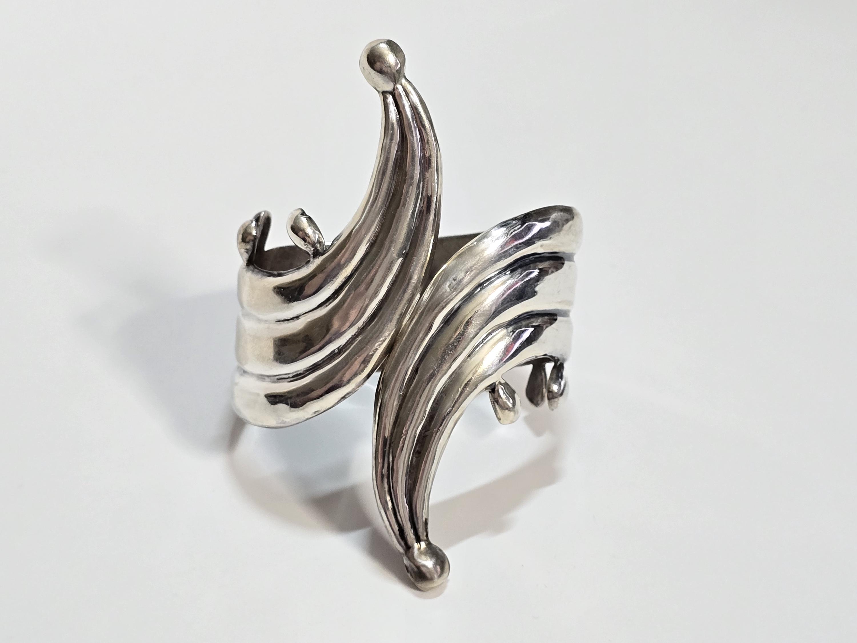 Mexican Silver Wavy Bangle - Etsy