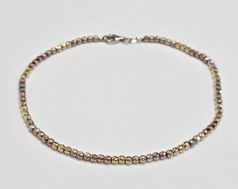 Vintage vergoldete dreifarbige Perlen-Fußkette aus Sterlingsilber, Größe 10 Zoll