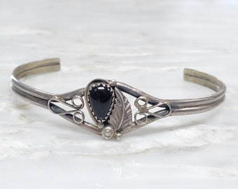 Vintage Native American Michael L. Slim Sterling Silver Cuff 