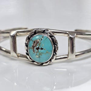 Vintage Sterling Silver Turquoise Cuff Bracelet SIZE 6.5 in