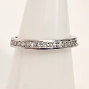 Vintage Sterling Silver Cubic Zirconia Band Ring size 9