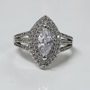Stauer Sterling Silver Mirador Marquise Cubic Zirconia Ring size 9