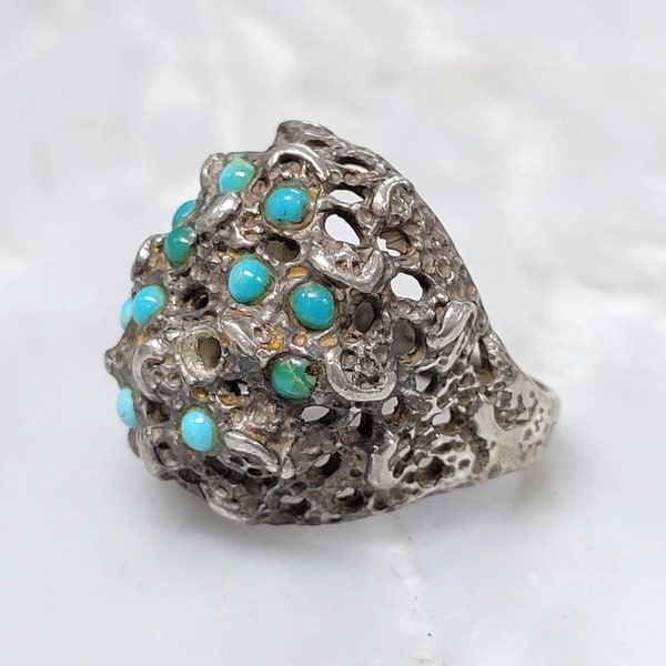 Vintage Sterling Silver Sand Cast Turquoise Ring size 7 (M42)