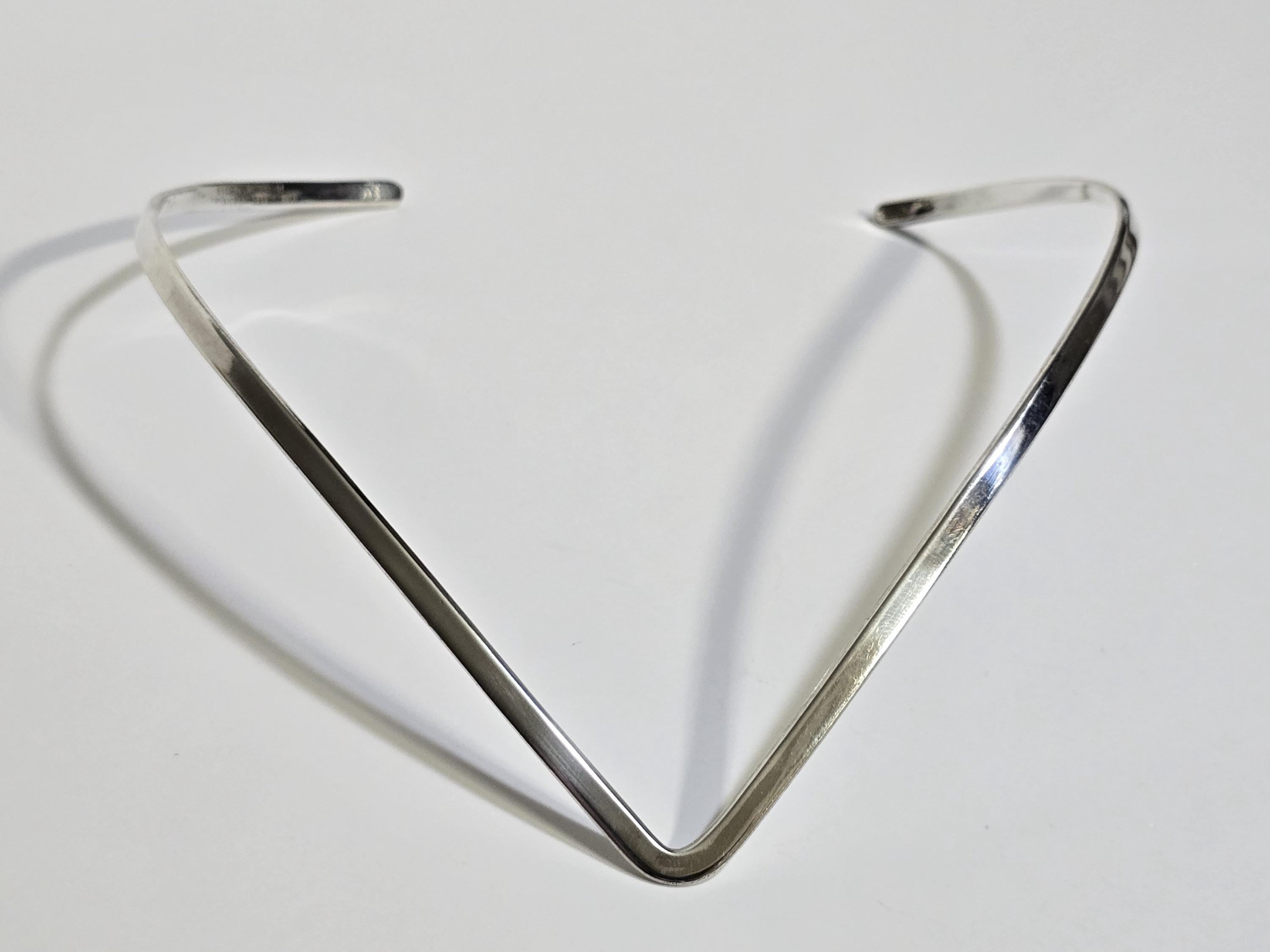 Gerro Blanco Sterling Silver Mexico V Drop Choker