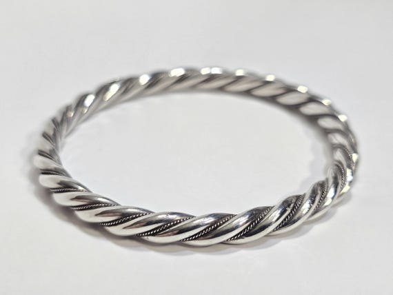 Vintage 900 Silver Twisted Stackable Bangle Brace… - image 3
