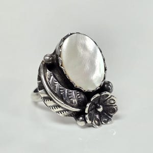 Sterling Silver Squash Blossom Mother Of Pearl Southwestern Ring size 5.5