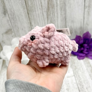 Crochet Pig Plushie Pattern: No-Sew Amigurumi (PDF Pattern)