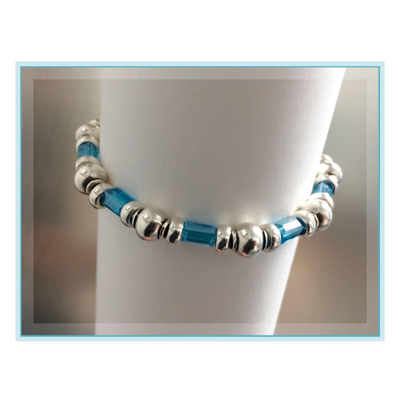 Aquamarine BraceletSilver BraceletGlass beaded BraceletAqua Blue BraceletGlass Tube Beaded BraceletGlass Tube Beads