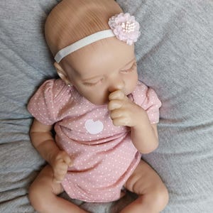 1 Muñeca Reborn PREMATURA de Terapia LISTO PARA ENVIAR, Set de Regalo: #TheahLeighAna, Niña Recién Nacida, Sueño, Maternidad, Ducha, Paquete, Cuerpo Alterado imagen 2