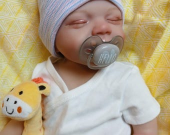 1 Listo para enviar #KarvyKole Muñeca reborn anatómicamente correcta para revelar el género, cuerpo completo, vinilo/silicona, para terapia y experiencia de maternidad.