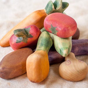 Wood play food - vegetable toy Small set - 10pcs. Wooden vegetables. Waldorf toys. Toy kitchen.Children cooking set.