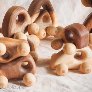 Waldorf Holz Babyautos - kleines Auto - Holzspielzeug - Fahrzeug - Schiebeauto - Schiebespielzeug für Kleinkinder - Erstes Auto für Ihr Baby