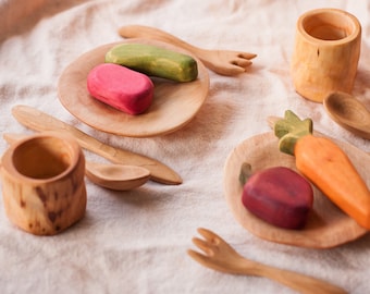 Nourriture de jeu en bois - Ensemble de couverts en bois - Assiette en verre Cuillère Couteau Fourchette. Jouets Waldorf. Matériel Montessori. Cuisine