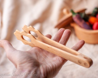 Wooden Spaghetti Tongs - Wood play food. Wooden toy cutlery cookware - Waldorf toys. Montessori materials. Children cooking set.