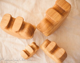 Wooden Rolling Bears Family Set of 4 - Cherry wood - Doing somersault - Waldorf toys - Montessori materials - Balancing toys