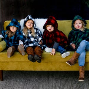 Car Seat Poncho, plush fleece kids carseat safe poncho, reversible winter coat, baby poncho, with pockets