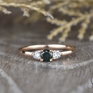 Green Diamond Engagement Ring, Three Stone Round Cut Natural Green and White Diamond Ring, Triple Stone Diamond Wedding Ring, Gold Ring