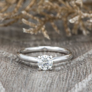 0.5CT Round Cut Moissanite Solitaire Engagement Ring, Lab-Grown Diamond Solitaire Wedding Ring, Dainty Solid Gold Solitaire Ring