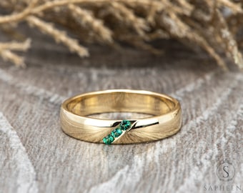Mens Green Emerald Wedding Band, Diagonal Emerald Mens Wedding Band,  Channel Setting Emerald Comfort Fit Wedding Ring, May Birthstone