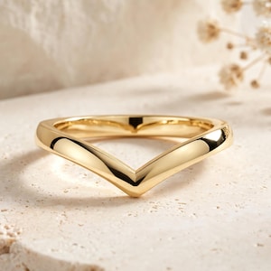 Tiara Wedding Band in Solid 14k/18k Rose,White,Yellow Gold or Platinum,V Shaped Gold Band,Gold Wedding Band,Tiara Stacking Band by Sapheena
