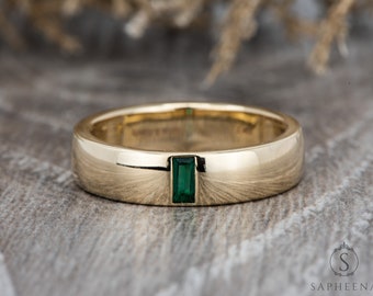 Mens Green Emerald Wedding Band Baguette Cut Green Emerald Band  Solid Gold Mens Ring Mens Baguette Cut Green Emerald Ring
