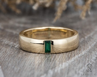 5.5mm Mens Green Emerald Wedding Band | Baguette Cut Green Emerald Band | Solid Gold Mens Ring | Mens Baguette Cut Green Emerald Ring