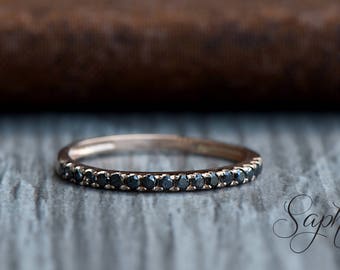 Dainty Black Spinel Eternity Wedding Band, Solid 14k Gold Half Eternity Band, Stackable Eternity Ring, black gemstone Anniversary Band